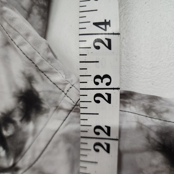 Outerknown BBQ Shirt in Galaxy Men's Button Up Short Sleeve Size XL NWT - Picture 5 of 6